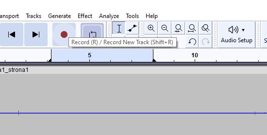 Zrzut ekranu z programu Audacity podczas nagrywania audio.