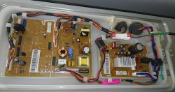 Samsung RB31FERNDBC refrigerator - the display is blinking, it does not cool. Samsung RB31FERNDBC refrigerator - the display is blinking, it does not cool.