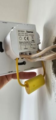 Włącznik dotykowy WiFi - żyrandol dyskoteka po podłączeniu, jak rozwiązać?
