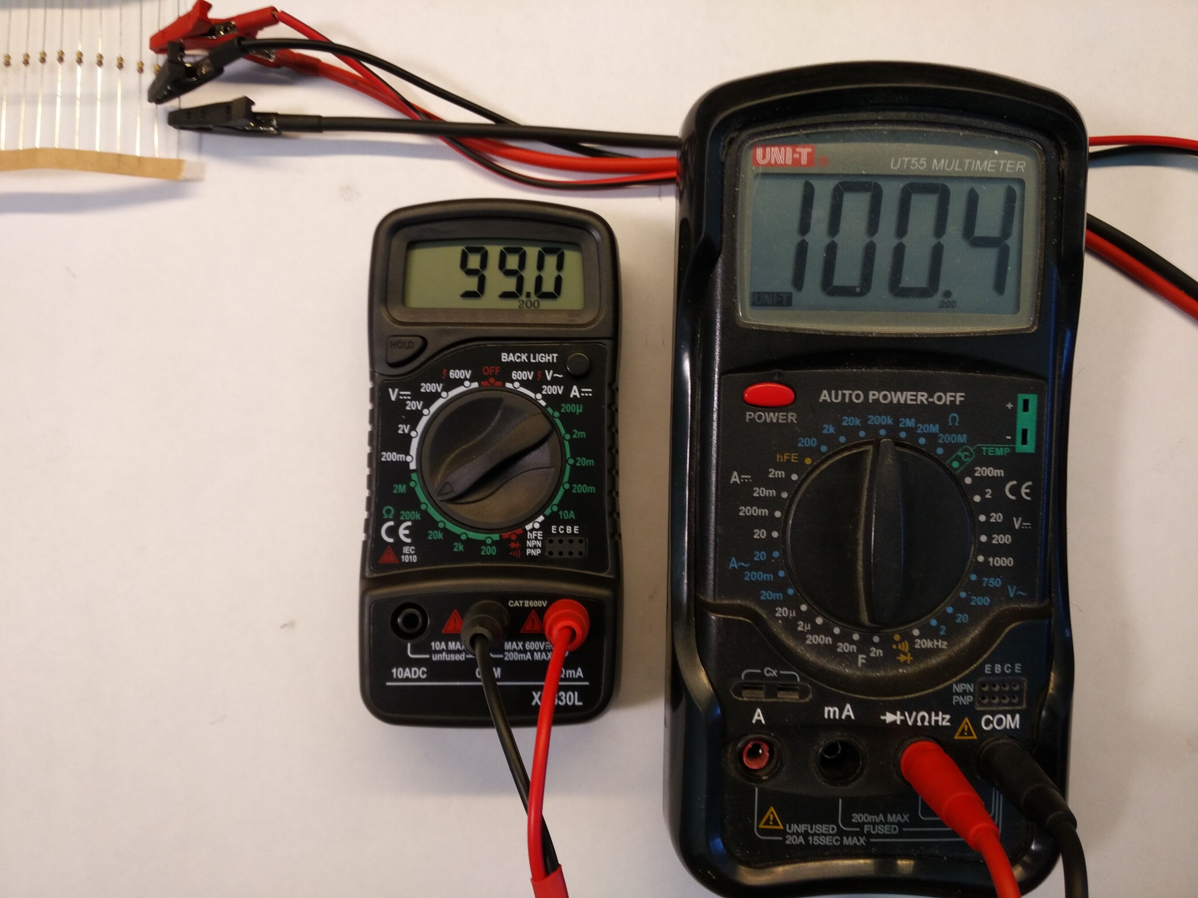 XL830L - A tiny, cheap Chinese multimeter. - Test / Review / Opinion.