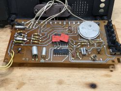 Stary radziecki zegar VFD model Elektronika 6.15M [Schemat]