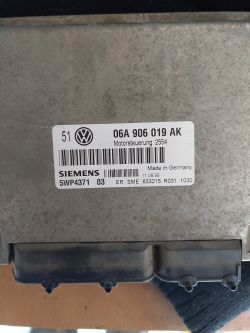 Bora 98/99r 1.6sr akl 101km - Jaki model sterownika silnika ?