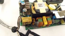 Xbox One X - przepięcie i spalony VAR1 na zasilaczu