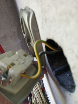 Podłączenie dwóch lamp do jednego przewodu zasilajacego- pytanie laika