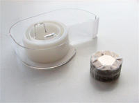 Łódka bez silnika i wioseł, a pływa.