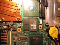 IBM T41 - skaczący obraz i zawieszanie przez zimny lut pod chipem grafiki