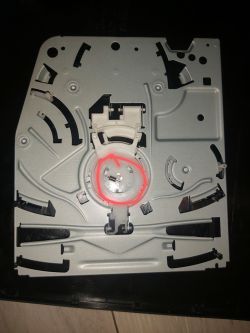 PlayStation 4 Slim - Napęd po czyszczeniu nie działa