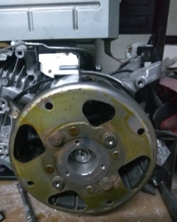 Honda EM30 GX200 - brak iskry, czy cewka iskrownik ma wbudowaną elektronikę?