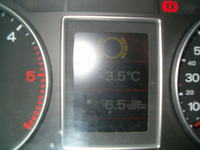 Audi a4, 1,9TDI Avant 2002r - Błąd graficzny na wyświetlaczu; klocki hamulcowe