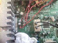 Podłączenie zastępczego wzmacniacza w samochodzie saab