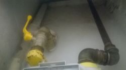 Strange Sulfur Smell in Apartment: Gas Meter, Leak Checks, & Fluctuating Intensity Explained