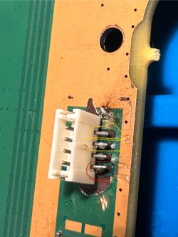 PS4 PRO - wyrwane złącze zasilania