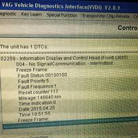 Audi q7 - Kontrolka silnika świeci na żółto i klocków mimo że są dobre