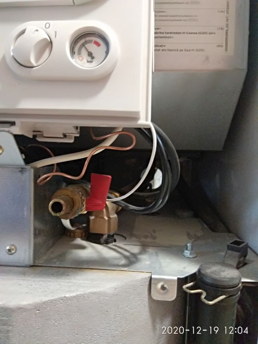 Vaillant ecoCOMPACT VSC INT 196/2-C 150 - rozszczelniony wymiennik wtórny