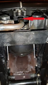 Nivon 757 Coffee Maker Issue: Water Accumulating in Coffee Grounds Tray