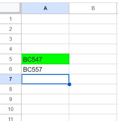 Zrzut ekranu z programu Arkusze Google pokazujący listę części z podświetlonym elementem.