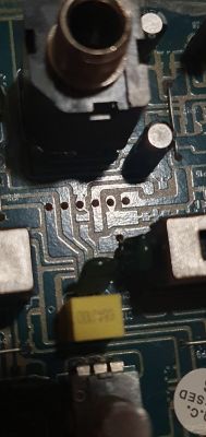 Monitor aktywny Presonus Eris 8 - kabel od płytki PCB oderwał się