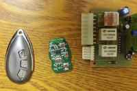 Jak zakodować pilota do centralnego zamka Alster po wymianie baterii?