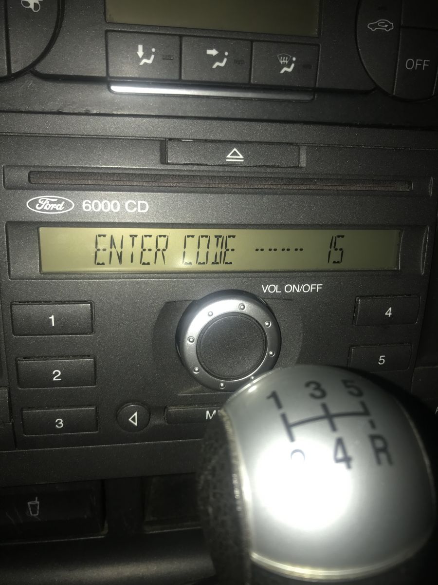 Ford mondeo radio 6000CD Zablokowana klawiatura