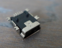 [Sprzedam] Gniazda mini USB