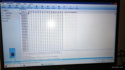 Ekran programu CH341A Programmer z odczytem danych w formacie hex