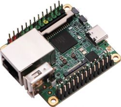 Płytka komputerowa z portami USB i Ethernet