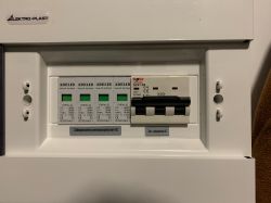 Connecting Inverter to AC Box: Proper Fuse for Photovoltaic Installation 