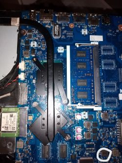Lenovo ideapad 100 15ibd - brak obrazu po wymianie taśmy, wentylator i nagrywarka CD nieaktywne