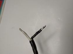 Wie repariere ich ein Laptop-Netzteil? Welche Gefahr? Drahtbruch
