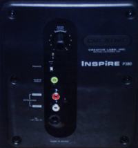 Czy da się podłączyc subwoofer do radia?