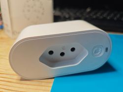 Brazilian eWelink Smart Plug Brazilian eWelink smart plug with three holes on the front.