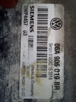 Opis pinów zasilania ECU Simos 2.1 w Seat Toledo 1.6 2001 - auto zgasło w trakcie jazdy