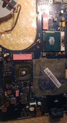 Lenovo y580 - Wysokie temperatury grafiki mimo wymiany pasty i wiatraka
