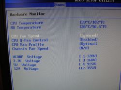 Jak wyłączyć monitorowanie wentylatora CPU w BIOS na płycie ASUS P5E-VM-DO?