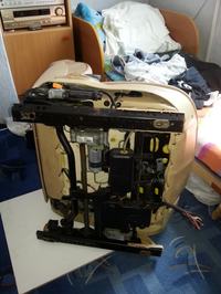 Fotel BMW E39 i 9 nieznanych kabli Fotel BMW E39 i 9 nieznanych kabli