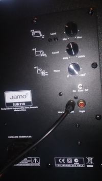 jak połączyć amplituner i subwoofer