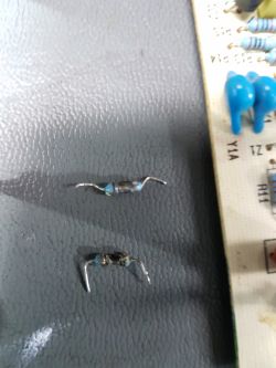 DOMETIC SMP192-02 Umrichter – verbrannter 11N60C3-Transistor und Widerstände DOMETIC SMP192-02 Umrichter – verbrannter 11N60C3-Transistor und Widerstände