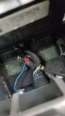 Opel Astra J - Dodatkowe wtyczki: lewarek zmiany biegów i wyświetlacz radia, 1.4 140km, 2010