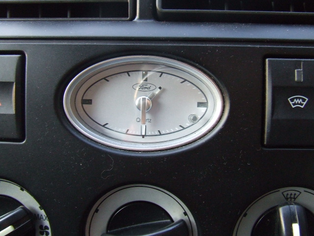 Jak ustawić zegarek w Fordzie Mondeo Mk3 ??? elektroda.pl
