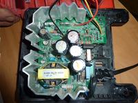 Jak przerobić ładowarkę Milwaukee z USA 110V na 230V