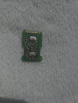 - Opel Corsa niedziałający kluczyk od samochodu po wymianie przycisku