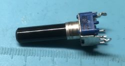 Wymiana potencjometru (enkodera) w Behringer CX2310