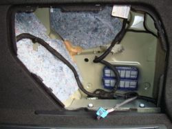 Jak podłączyć zmieniarkę Clarion w Citroen C5 III Tourer?