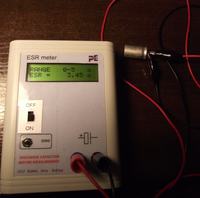 Mikroprocesorowy miernik ESR kondensatorów elektrolitycznych Mikroprocesorowy miernik ESR kondensatorów elektrolitycznych