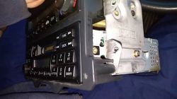 Kenwood KDC-X7200DAB: Montaż dodatkowego radiatora z wentylatorem - wpływ na działanie radia