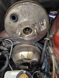 Fiat Panda 1,0 SPI 93r - Praca silnika a serwo hamulca.