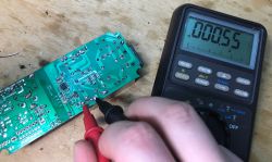 Naprawa 30 zasilaczy do laptopa - przegląd popularnych usterek