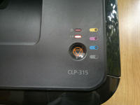 Samsung CLP-315 - czerwona lampka, jak usunąć zużyty toner i wyczyścić czujnik?