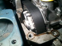 Renault / laguna1-2 - Laguna F4R engine leak around the wheel of variable phases