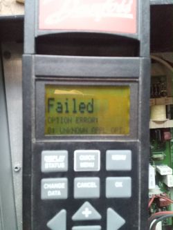 falownik danfoss komunikat Failed option error 8 unknown appl opt
